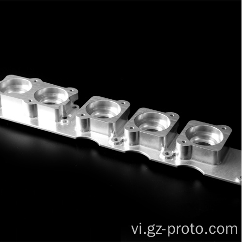 Các bộ phận bằng thép không gỉ CNC chuyển sang dịch vụ phay
